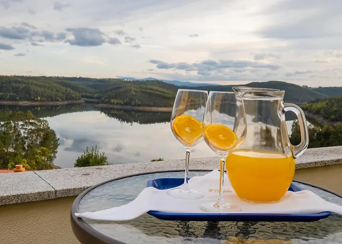 宾馆 Al Restaurante A Lampreia